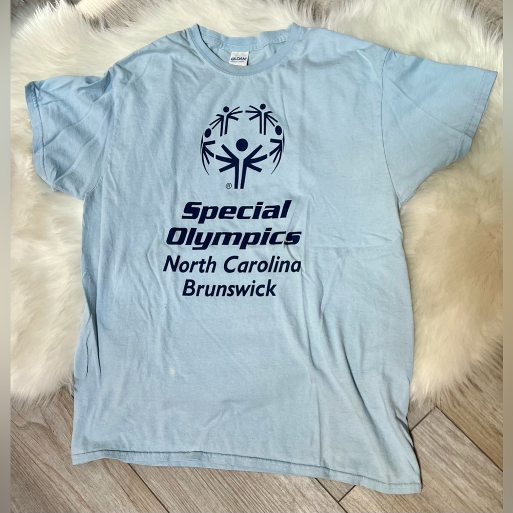 GILDAN | Light Blue “Special Olympics NC” Unisex Adult T-Shirt (M)